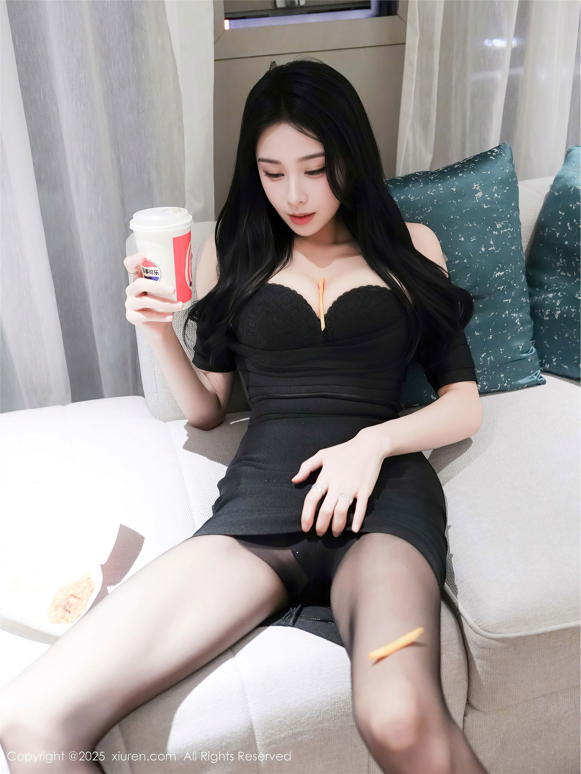 Xiuren秀人网 2025.11.04 NO.10942 椰汁糯米姬